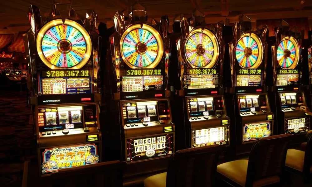 Top Tips for Playing Slot Games at Online Casinos